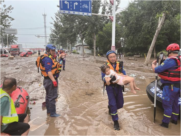 南通救援力量在河北涿州開展救援 數百受困群眾陸續被轉移